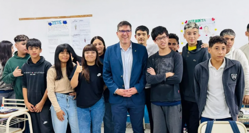 José Goity, a dos años de eliminar la no repitencia: 