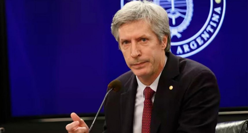 El Banco Central negó que la actualización de las bandas cambiarias impulse un dólar y una inflación más altos