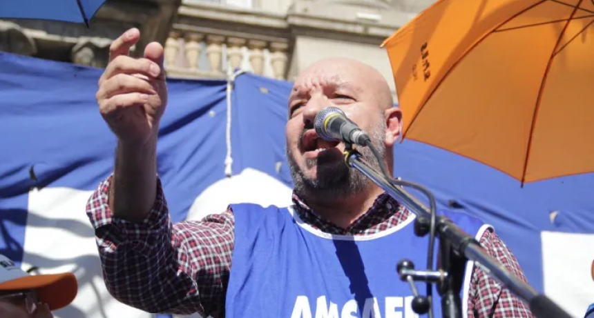 AMSAFE denunció ajuste salarial y desmintió que los sueldos docentes hayan empatado a la inflación